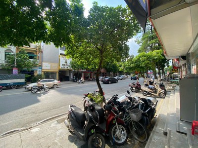 Chính chủ có cửa hàng cho thuê ở đường âu cơ và nguyễn gia thiều ai có nhu cầu lh 0963283535 1