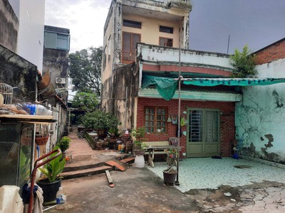 Bán 2lô đất 2mặt tiền trước sau hẻm xe hơi trung tâm công viên phần mềm quang trung quận12 4