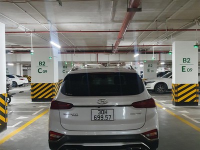 Chính chủ cần bán xe hyundai santafe sản xuất 2020, bản dầu cao cấp, 1 chủ từ đầu -xem xe: tại 2