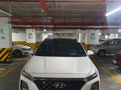 Chính chủ cần bán xe hyundai santafe sản xuất 2020, bản dầu cao cấp, 1 chủ từ đầu -xem xe: tại 4