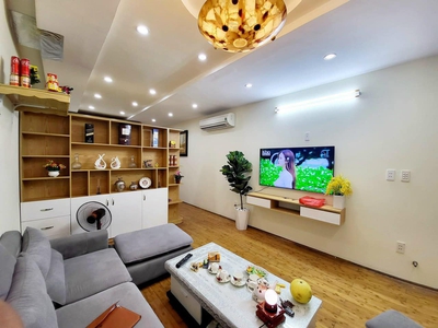 Bán nhà tập thể phố 8/3,  56m2  , giá nhỉnh 1 tỷ 0