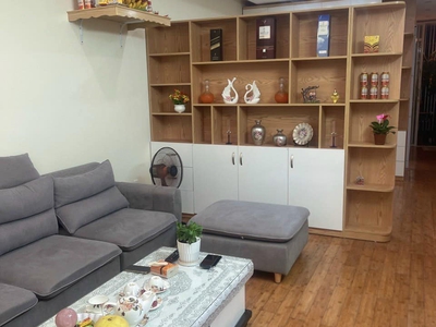 Bán nhà tập thể phố 8/3,  56m2  , giá nhỉnh 1 tỷ 1