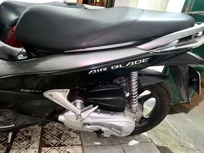 Bán nhanh moto air blade màu đen , biển đẹp 2