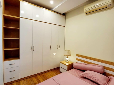 Bán nhà tập thể phố 8/3,  56m2  , giá nhỉnh 1 tỷ 4