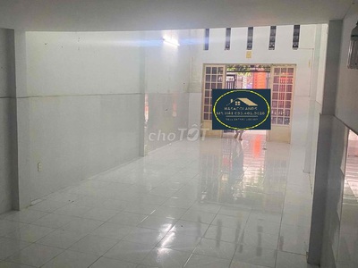 Cho thuê nhà mặt tiền kd lê lư 80m2, 9 triệu, gần trường giao thông vận tải 3