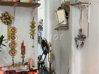 Nhà cho thuê nguyên căn dt 3x14 địa chỉ: a 105/6 nguyễn thần hiến, nguyễn thần hiến, phường 18, 4