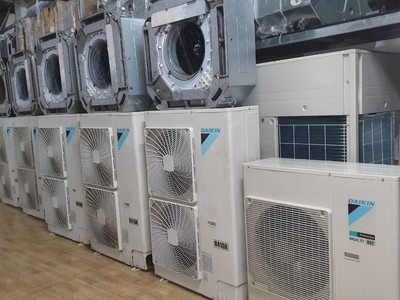 Thanh lý điều hòa âm trần Daikin 48.000Btu zin đẹp 2020 0