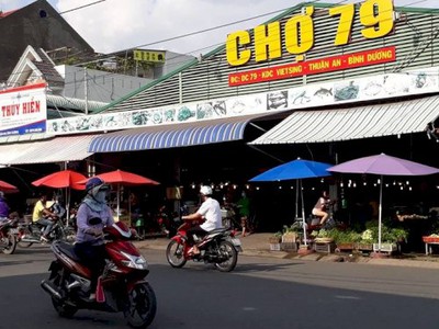 Bán đất trung tâm Thuận An, Dt: 100m2, đường rộng 8m kinh doanh mọi ngành nghề. Hạ sát giá 3