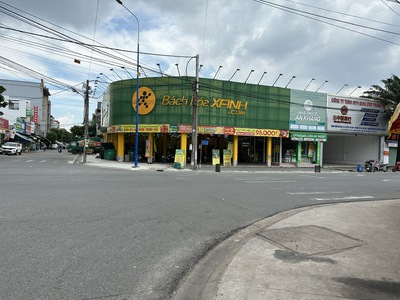 Bán đất trung tâm Thuận An, Dt: 100m2, đường rộng 8m kinh doanh mọi ngành nghề. Hạ sát giá 4