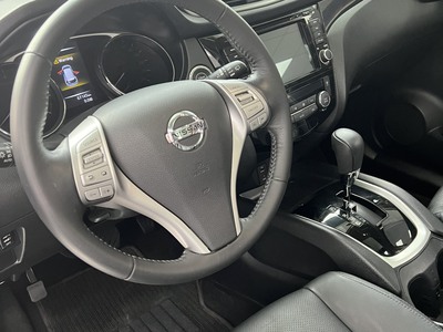 NISSAN Xtrail 2.0 SL 2WD Premium 2018  Số tự động 17