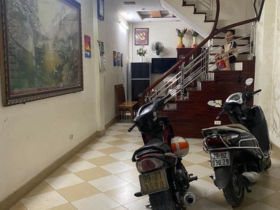 Cho thuê nhà  tân  mai , hoàng mai dt 40m x 4 t giá 10,5 tr/tháng. 1