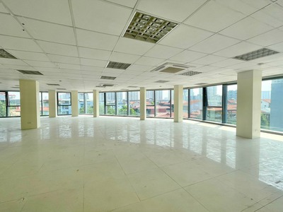 Cho thuê tòa nhà văn phòng mặt đường dịch vọng 0
