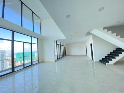 Bán căn hộ penhouse dự án gateway vũng tàu. diện tích 238m2. giá 30tr/m2 1