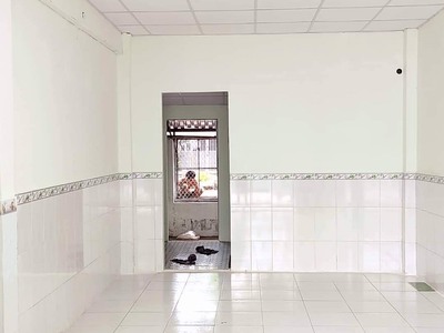 Cho thuê mặt bằng 40m2 mặt tiền đường phạm văn đồng linh tây 3