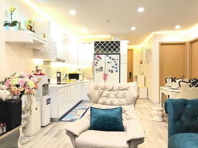 Anh quang chủ nhà, cần bán gấp căn 2 ngủ cc hồ gươm plaza, full nội thất 0