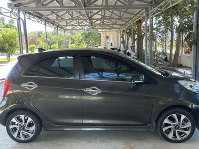 Xe kia màu nâu, đăng ký tháng 12/2016, đi 71.000km 7
