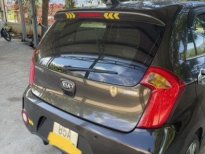 Xe kia màu nâu, đăng ký tháng 12/2016, đi 71.000km 0
