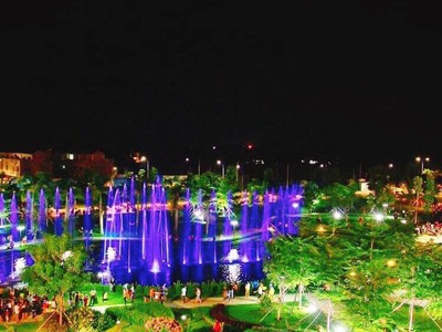 Cần tiền bán nhanh nhà 3 tầng khu đô thị VSIP Quảng Ngãi 5