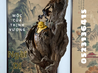 Ngài Di Lặc Hoan Hỷ gỗ Bách Xanh Mộc Châu thơm, nét rạng rỡ ấm áp 1