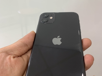 Iphone 11 giá rẻ 40 lạch tray 4