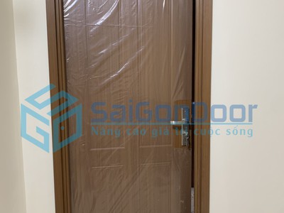 Cửa nhựa Composite cho bạn cảm giác sử dụng giống như cửa gỗ tự nhiên 0