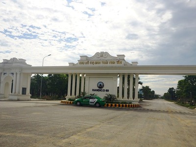 Bán biệt thự 3 tầng  2021  cực đẹp ven hồ sinh thái Handico, P. Vinh Tân, TP Vinh, Nghệ An 0