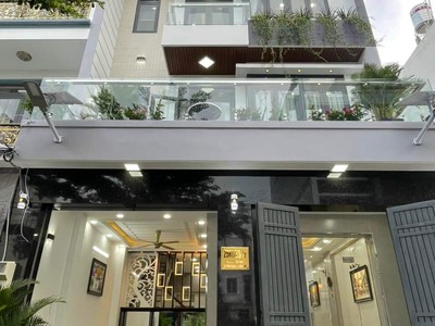 Bán nhà hxh8m, 4 tầng, 6.6x12.5m, huỳnh tấn phát nhà bè 0