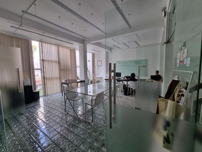 Nhà kiến trúc độc đáo, 10x15m đường nguyễn thái bình 3