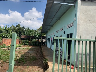 Chính chủ bán đất tặng nhà cấp 4 mt và 5 phòng trọ đang kinh doanh tốt. 1
