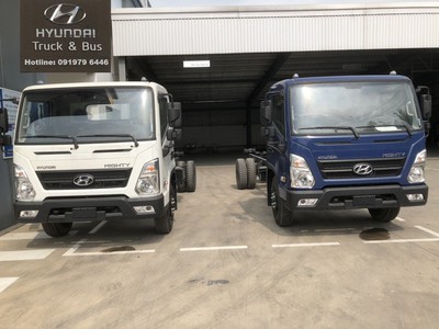 Hyundai 8 tấn thùng bạt, giao ngay 0