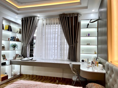 Cho thuê căn nhà mặt phố Tây VĂN Cao nội thất siêu xinh giá rẻ 0