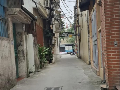 Tài chính nhỉnh 3.5 tỷ có ngay nhà đẹp phố Khương Trung, lô góc, DT: 30m2x5, tặng full nội thất 0