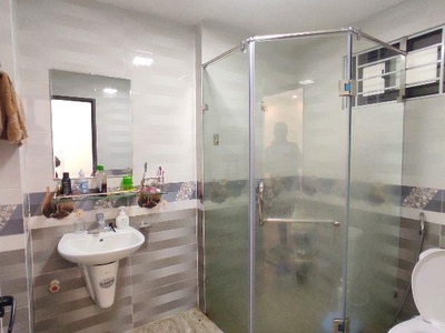 Bán nhà mặt phố ô tô kinh doanh  - giữa 3 trường đại học, phố lê văn hiến, phường đức thắng, q bắc 3