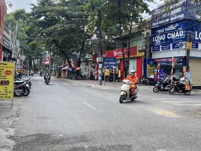 Bán nhà mặt phố ô tô kinh doanh  - giữa 3 trường đại học, phố lê văn hiến, phường đức thắng, q bắc 0