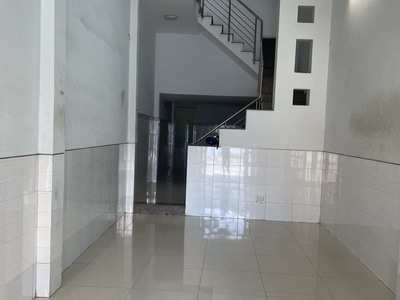 Cho thuê mặt tiền kinh doanh 12m thông thach lam 72m2 -2t btct -12 triệu tl 4