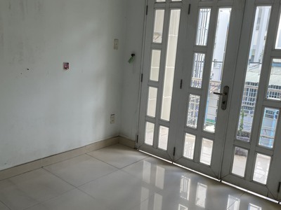 Cho thuê mặt tiền kinh doanh 12m thông thach lam 72m2 -2t btct -12 triệu tl 2