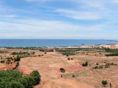 Kẹt tiền nên bán rẻ lô đất view biển 3770m2 Hòa Thắng, QH lên đất ở 2