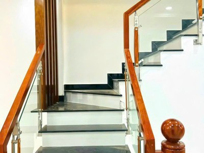 Bán nhà mới xây New 100 Hoàng Trọng Mậu p Tân Hưng Q7.DT:4x13 2 lầu 4pn 5wc.Hướng Tây.Giá:8,7 tỷ 3