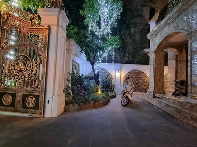 Vip vip   cần bán biệt thự khu đô thị linh đàm hoàng mai  hướng đông nam xây mới hiện đại có thang 2