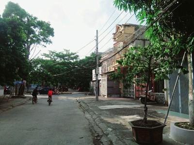 Chính chủ cho thuê nhà 3 tầng giá rẻ, thiết kế hiện đại tại số 61, lương ngọc quyến, thành phố 1