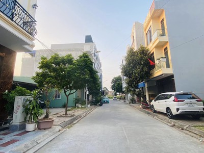 Bán nhanh siêu phẩm lô áp góc tđc cây đa diện tích 50m - mặt tiền 5m giá đầu tư rẻ nhất thị trường 0