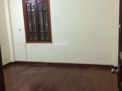 Cho thuê nhà ngõ 106 Hoàng Quốc Việt - DT 60m2 x 5 tầng làm Vp, lớp học, gđ ở 2