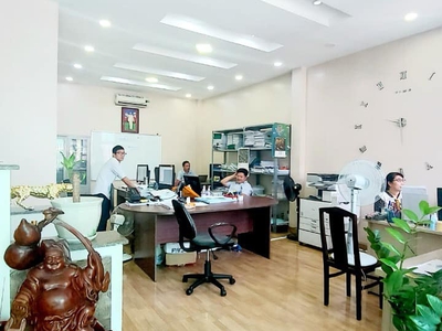 Bán biệt thự mặt tiền kdc an sương ngang 7m 3 tầng có mái 119m2 đa công năng chỉ 11.5 tỷ. 4