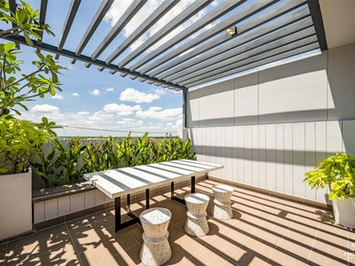 Bán nhà phố mặt tiền đường lộ giới 95m đối diện khu công nghiệp 3
