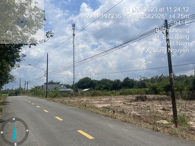 Đất ngân hàng thanh lý, mặt tiền đường nhựa rộng 6m 4