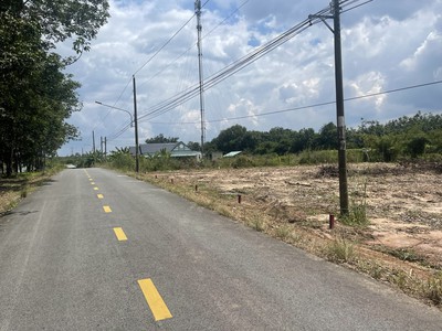 Đất ngân hàng thanh lý, mặt tiền đường nhựa rộng 6m 3