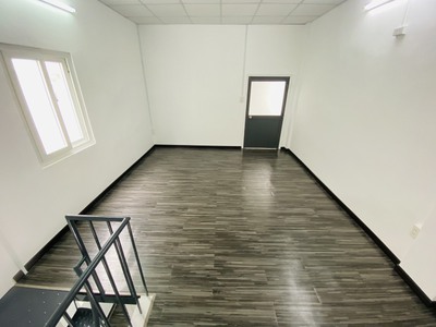 Mặt Tiền Phú Nhuận - Giáp Quận 1 - Khu Kinh Doanh Sầm Uất 3