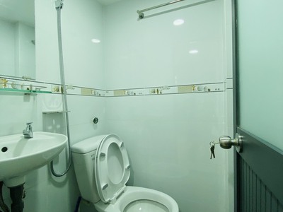 Mặt Tiền Phú Nhuận - Giáp Quận 1 - Khu Kinh Doanh Sầm Uất 4
