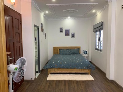 Nhà đẹp nhất khu em sống-nhà lê văn lương 4 tầng ở ngay 2