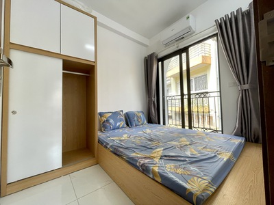 Studio 30m2 lạc long quân, oto vào nhà, cửa kính, view đẹp, chỉ 4tr3 1